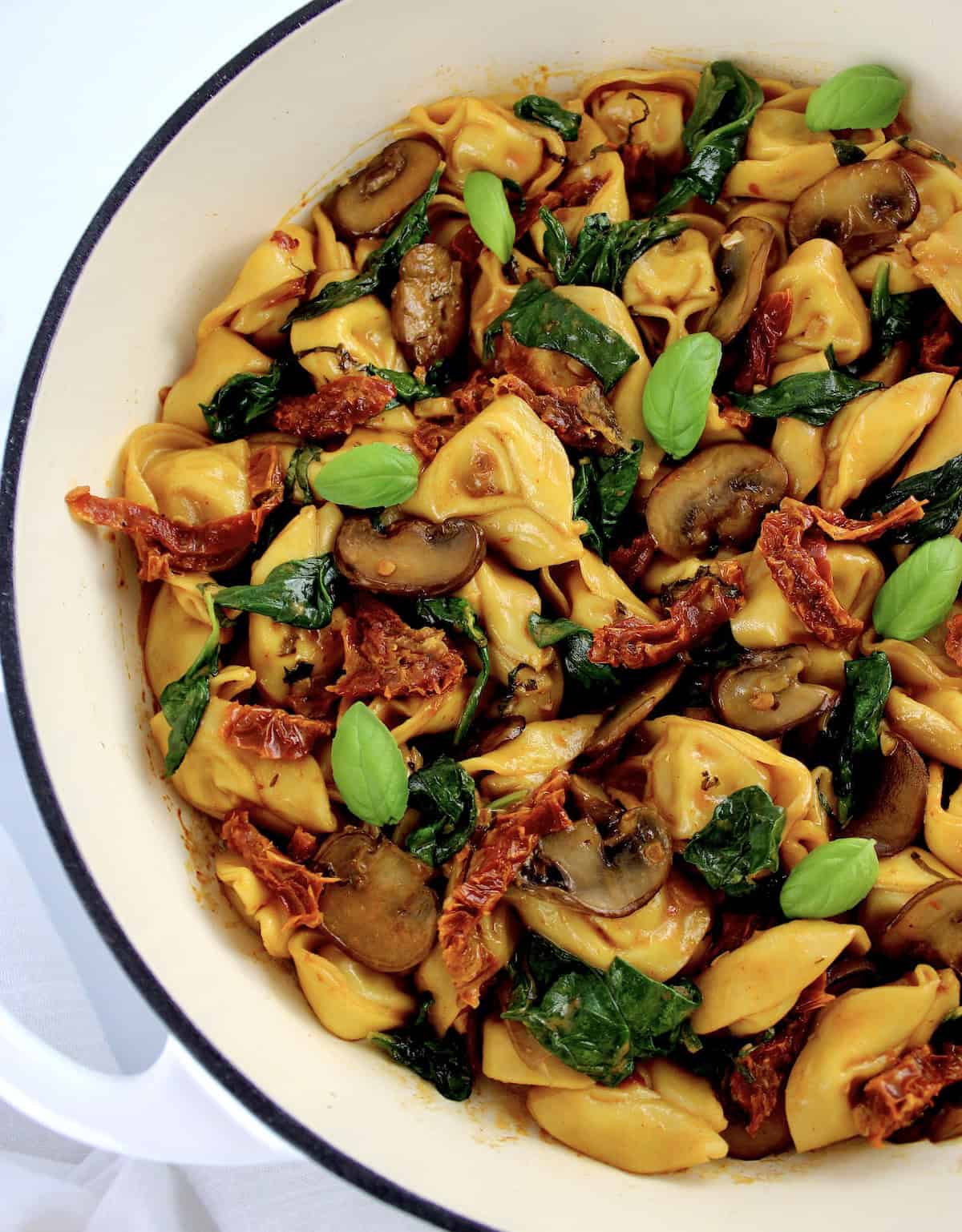 Tortellini Mushroom & Sundried Tomato