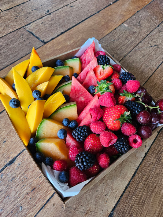 Seasonal Fruit Box